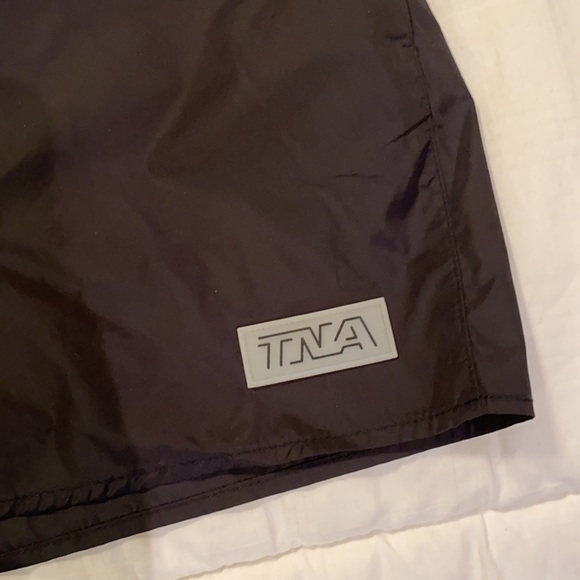 COPY - Women’s shorts - Picture 3 of 3